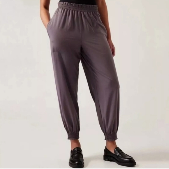 Athleta Dusk Violet Savannah Jogger Pants Sz 12 Elastic Waist 4 Pockets - Picture 1 of 13